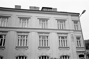 Kafka-Haus, Kierling, Frontansicht (c) Roland Reuß 2001